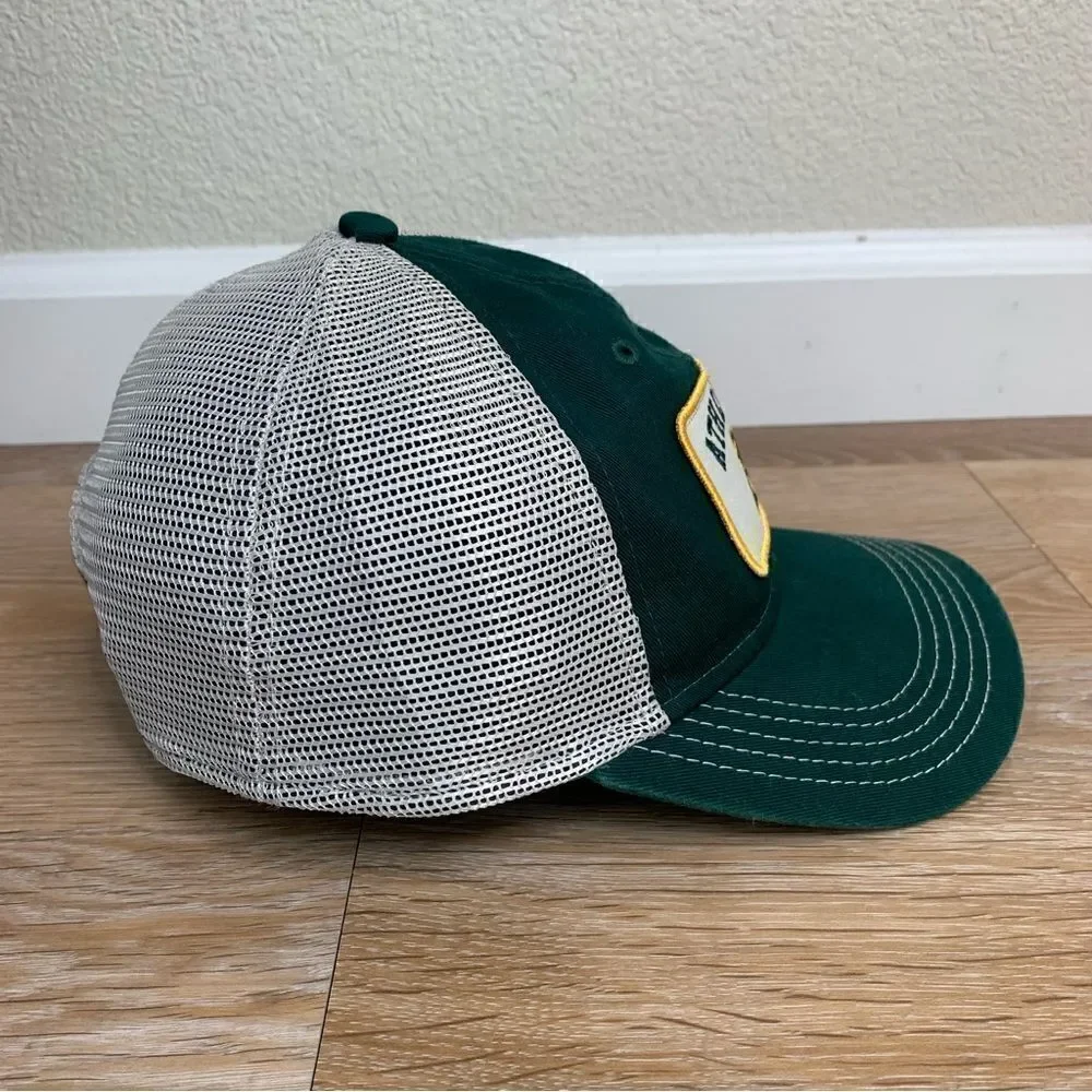 NWOT New Era 9Forty Youth Oakland Athletics Snapback Hat
